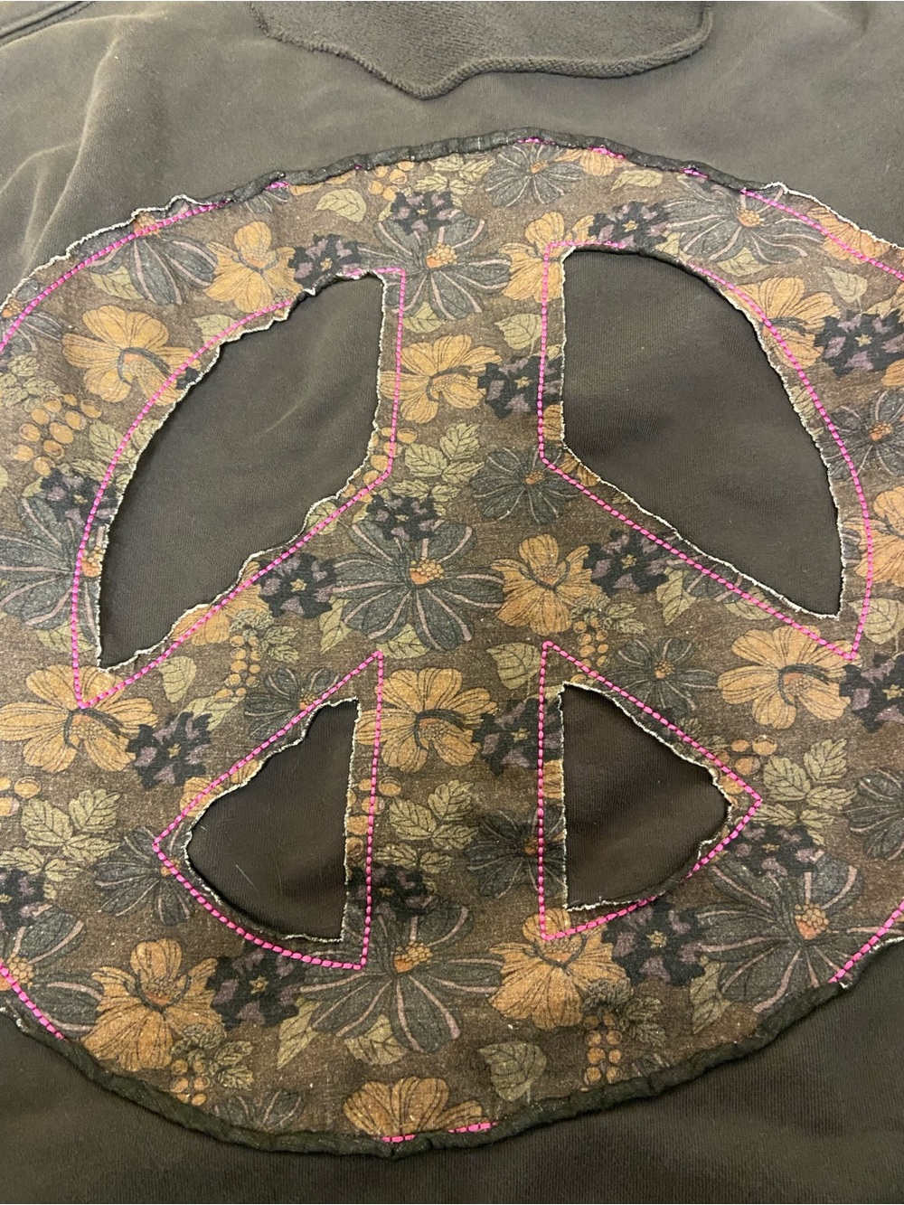 NATURAL LIFE Hunter Green Sweatshirt with Floral Peace Sign Patch